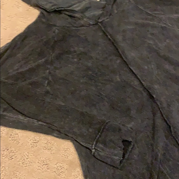 Stretchy hooded sweater - Picture 3 of 3